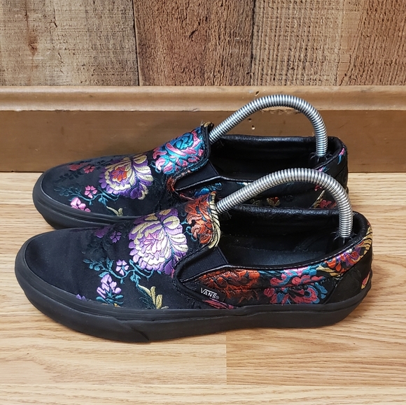 Vans Shoes - Womens Vans Shoes